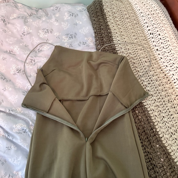 Olive green dress with slit women’s size medium - Picture 8 of 9